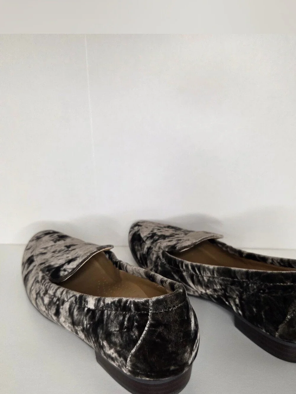 Vaneli Women's Velvet Loafers in Gray